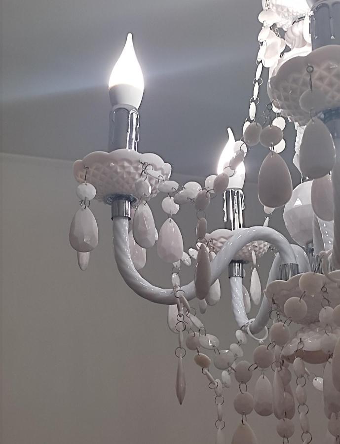 Appartamento Delizioso Con Terrazzo In Centro-Delicious Apartment With Terrace 圣雷默 外观 照片